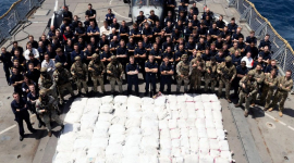 Военный корабль британского Королевского флота конфисковал наркотики на сумму 30 миллионов фунтов стерлингов на Ближнем Востоке