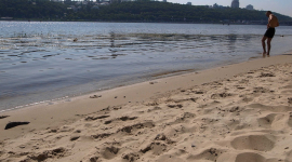 Где можно купаться в Киеве: список пляжей и водоёмов