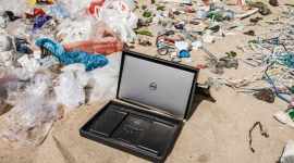 Компанія Dell робить з океанічного сміття підставки для ноутбуків
