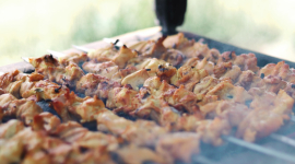 Как правильно готовить шашлык из куриного филе