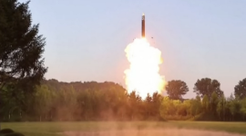 Эксперты заявили, что запуск северокорейской ракеты со «сверхбольшой боеголовкой» закончился неудачей
