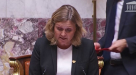 Во Франции парламент принял законопроект об эвтаназии для взрослых