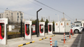 Станції зарядки електромобілів Tesla та Nio закриваються у зв'язку з обмеженням електропостачання в Китаї