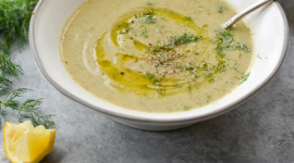 Крем-суп з кабачків з волоськими горіхами та кропом (рецепт)