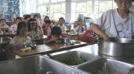 Більш ніж 80 дітей отруїлися безкоштовним обідом у провінції Шеньсі