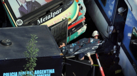 В Буэнос-Айресе столкнулись два поезда и автобус