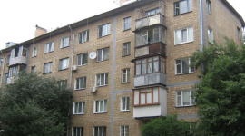 «Хрущовки» у Києві зносити поки не будуть - Попов