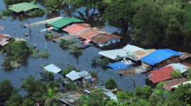 Во Вьетнаме от наводнения утонуло более 100 человек