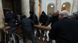Опозиція штурмує міськраду Одеси