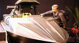 Човен Джеймса Бонда на виставці в Новій Зеландії (фоторепортаж)