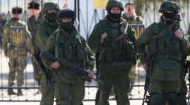 Військові Росії блокують українські військові бази в Криму