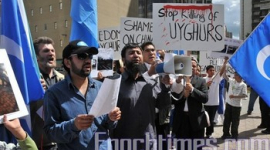 В Китае к срокам заключения приговорили троих сотрудников СМИ уйгурской национальности
