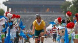 Олимпийский велоспорт: борьба спортсменов и болельщиков со службой безопасности 