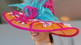 Фоторепортаж: У Австралії проводили виставку жіночих капелюхів (Частина 2)
