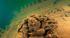 На дні океанів знайдено чимало стародавніх споруд