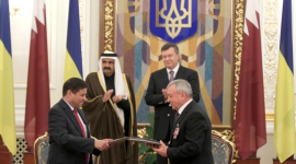 Виктор Янукович встречает Эмира Государства Катар