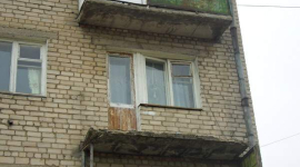 В Донецке рухнул балкон с людьми