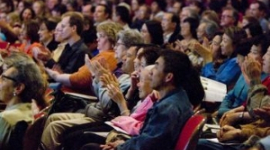 Shen Yun вновь очаровывает зрителей Портленда