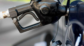 Кабмін прив'язав ціни на бензин до вартості нафти