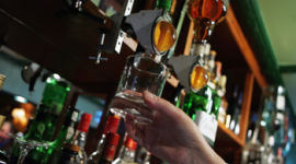 Алкоголь споживається в Україні все більше