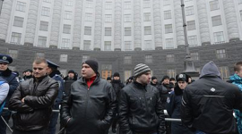 В Інтернеті з’явився кліп «Гімн тітушок»