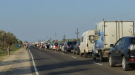 З Росії до Криму стоїть багатокілометрова черга автомобілів