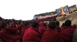 В Китае полиция забила до смерти двоих тибетцев, сотни монахов арестованы