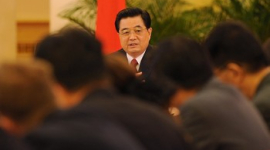 Ху Цзиньтао сомневается в способности компартии управлять страной