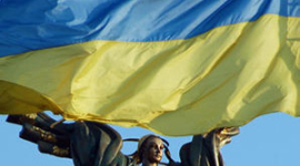 Президент оголосив про початок загальнонаціонального проекту «Український прапор у кожну родину»