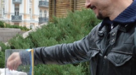 Українці збирають зерно для короваю, щоб вшанувати пам'ять жертв Голодомору