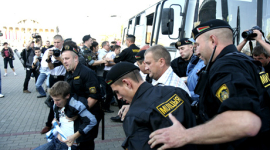 У Мінську силою розігнали акцію протесту 'Ні - російській окупації'. ФОТО