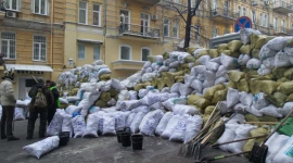 Які будівлі вже захопили протестувальники