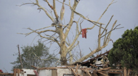 США: Торнадо зруйнував місто Мур, загинуло понад 50 чоловік