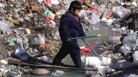 Гори сміття оточують більше третини китайських міст
