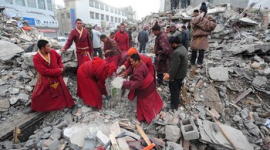 Власти Китая запретили тибетцам помянуть погибших во время землетрясения