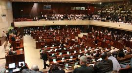 Ізраїльтяни проводять дострокові вибори до парламенту