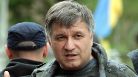 Аваков дав бойовикам кілька годин, щоб скласти зброю