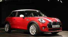 Компанія BMW випустила нову модель Mini