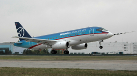 Російський літак з 45 пасажирами на борту розбився в Індонезії