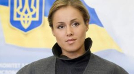 Королевська про проект бюджету-2012 України: Обійняти і плакати