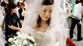 В Токио прошло ежегодное 'Свадебное состязание' (фоторепортаж)