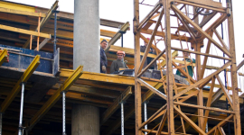 Застройщики снова покушаются на архитектурные памятники Киева — активисты