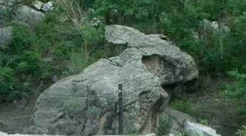 Огромный каменный заяц из Синьцзяна (фото)