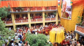 Фотоогляд: День народження Далай-лами  відзначили в  Індії  