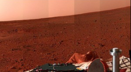Марсохід передав панорамний знімок з гірської вершини