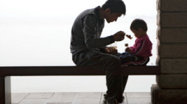 Детские воспоминания об отце влияют на способность мужчин побеждать стресс 