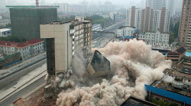 Вибухи будинків у Китаї стали звичайним явищем (фотоогляд)