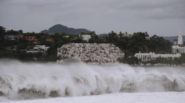 К Мексике приближается ураган «Джови»