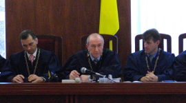 Яценюк: пенсії мають бути перераховані за новим розміром