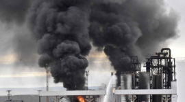 Пожар на нефтеперерабатывающем заводе в Аргентине унес жизни 3 человек	